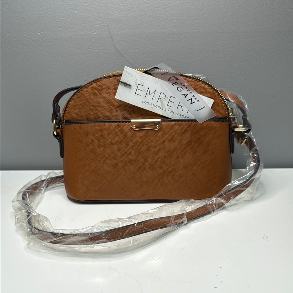 Brown Crossbody Bag with Silver Hardware and Detachable Strap